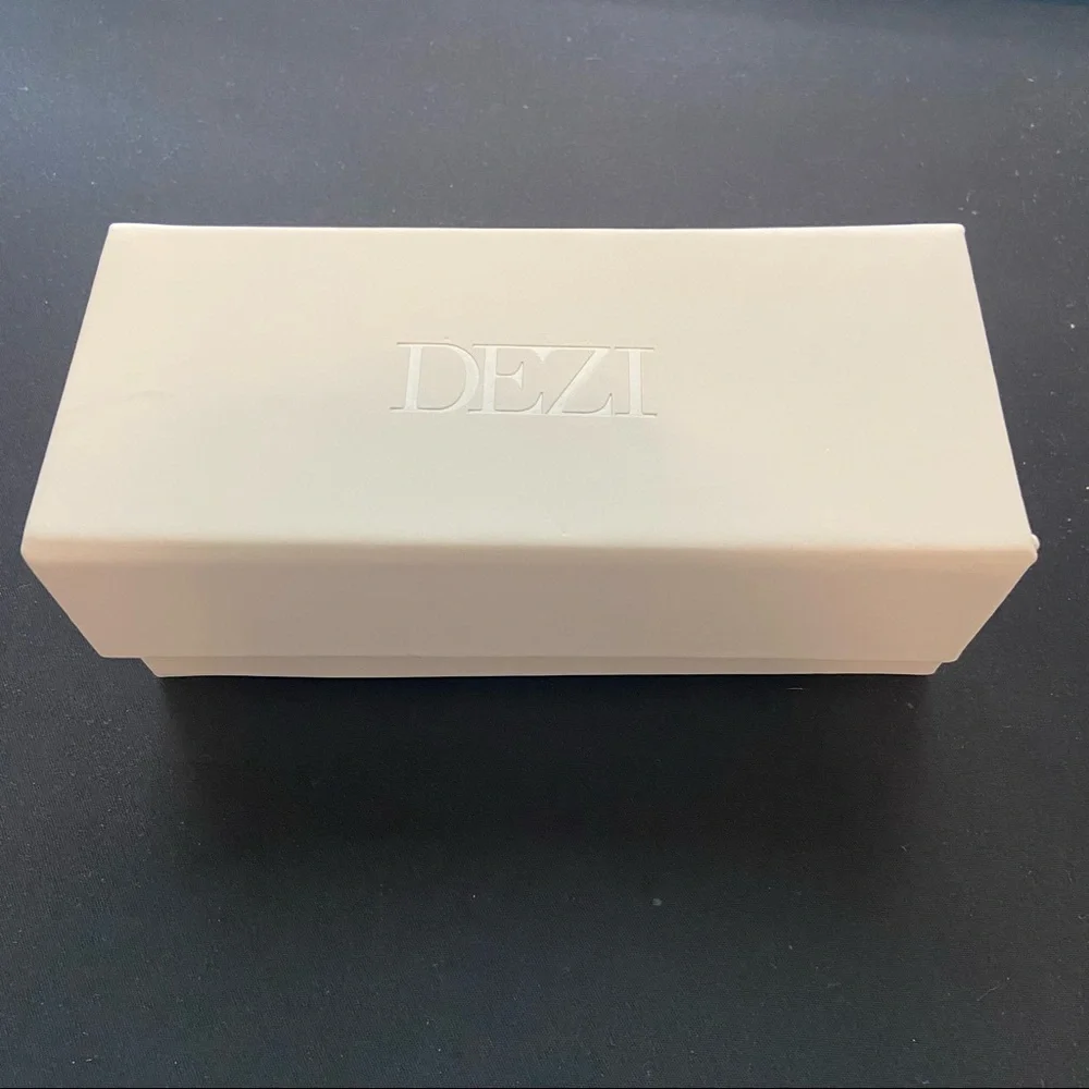 DEZI Charge It Sunglasses - Alluded Nude / Smoke Gradient (worn once)